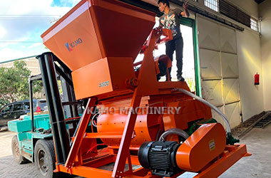 Foreign customers praise JS500 concrete mixer for its excellent quality and good