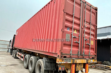 Concrete mixing plant accessories are loaded into containers and sent to Indones